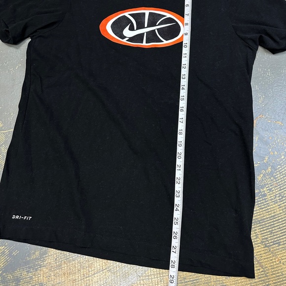 Nike Air Basketball Short Sleeve Shirt Black Orange Medium 637586-2DH Sneakers - Picture 6 of 8